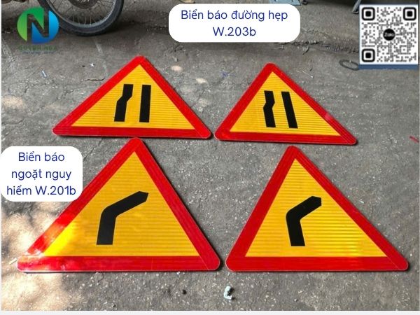 Biển báo đường bị thu hẹp và biển báo ngoặt nguy hiểm 201b tại xưởng Hà Nội