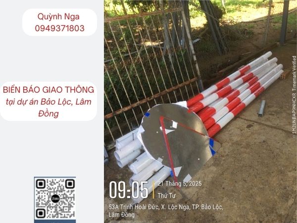 Hình ảnh giao hàng biển báo, cột biển báo tại dự án Bảo Lộc, Lâm Đồng