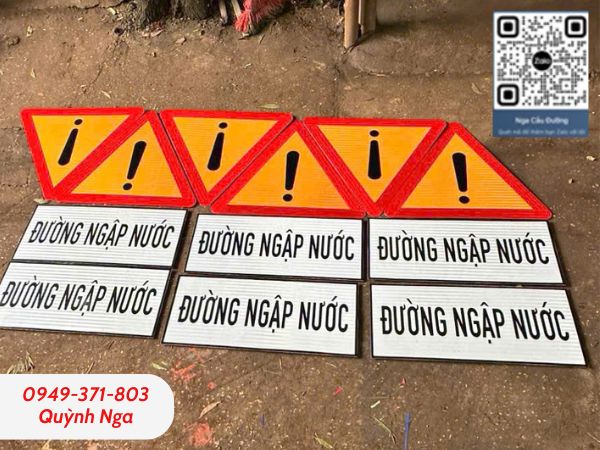 Biển cảnh báo nguy hiểm khác - Đường ngập nước tại xưởng Quỳnh Nga