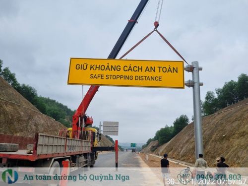 Biện pháp thi công Biển báo giao thông tiêu chuẩn