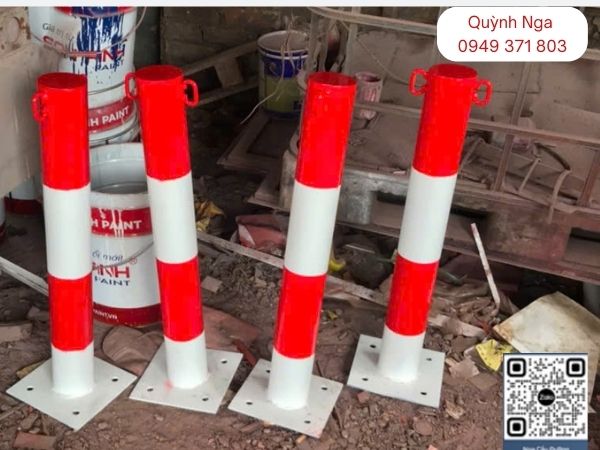 Hình ảnh cọc tiêu thép tại xưởng SX Quỳnh Nga tại Hà Nội
