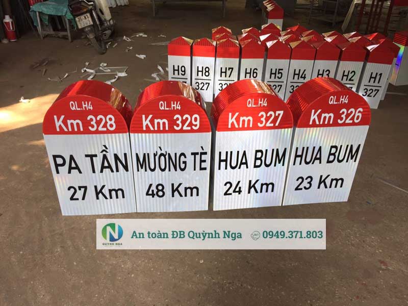 Cột Km phản quang tại Xưởng Sx Quỳnh Nga