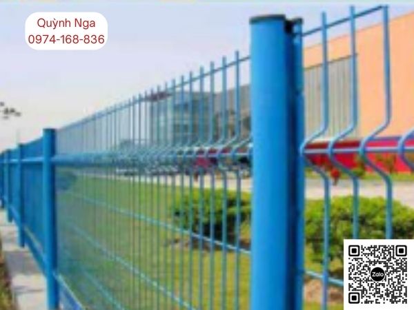 Hàng rào lưới thép cột trái đào sơn tĩnh điện màu xanh dương