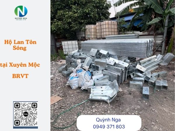 Giao hàng hộ lan tôn sóng trụ U - tại dự án Xuyên Mộc - BRVT
