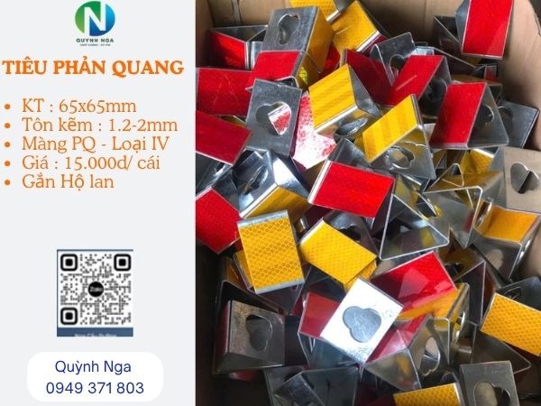 Tiêu phản quang tam giác