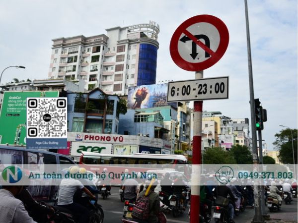 Biển cấm rẽ trái và quay đầu xe