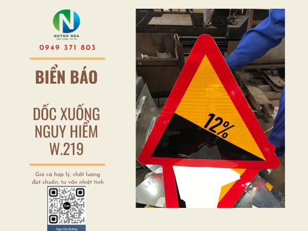 Biển Báo Dốc Xuống Nguy Hiểm