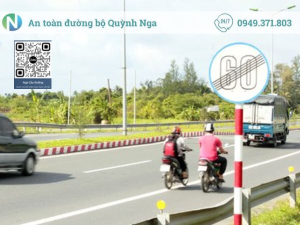 Hình ảnh biển báo hết hạn chế tốc độ tối đa cho phé[