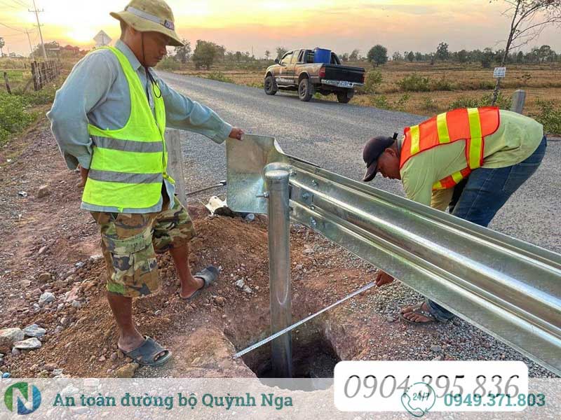 ĐƠN VỊ SẢN XUẤT HỘ LAN TÔN SÓNG (TƯỜNG HỘ LAN) TẠI TIỀN GIANG