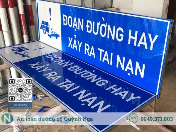 Biển kiểu mô tả tình trạng đường tại Quỳnh Nga