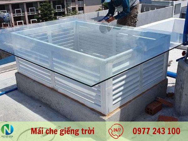 thi công mái che giếng trời kính cường lực