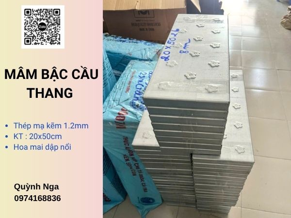 Mâm bậc cầu thang 20x50cm - dập nổi hoa mai