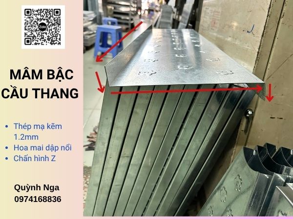 Mâm bậc cầu thang chấn Z