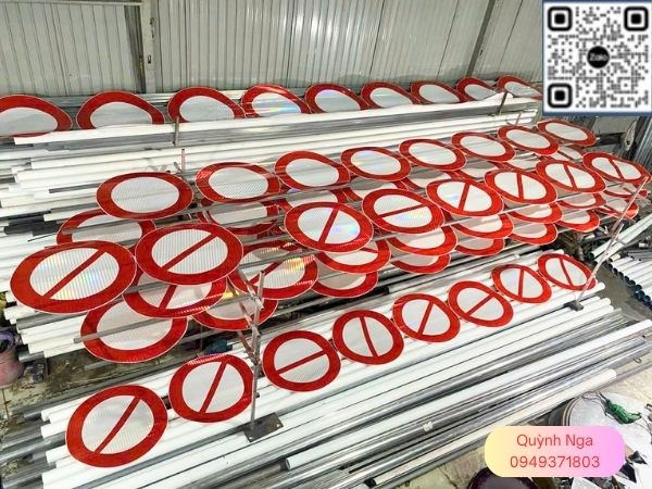 Xưởng sản xuất biển báo các loại Quỳnh Nga tại TP Hồ Chí Minh